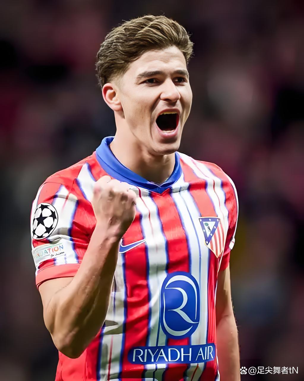 爱游戏体育-莱万多夫斯基新星晋级下一阶段表现突出，独行侠前途光明！气势如虹延续-爱游戏体育